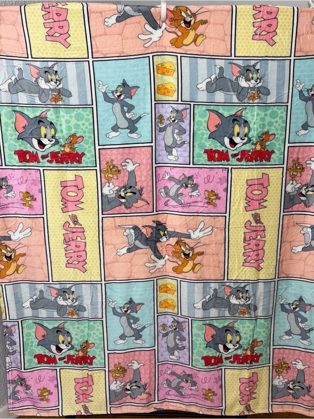 Tom & Jerry Kids Cartoon Throw Blanket in Pink, Blue, Yellow & Green
